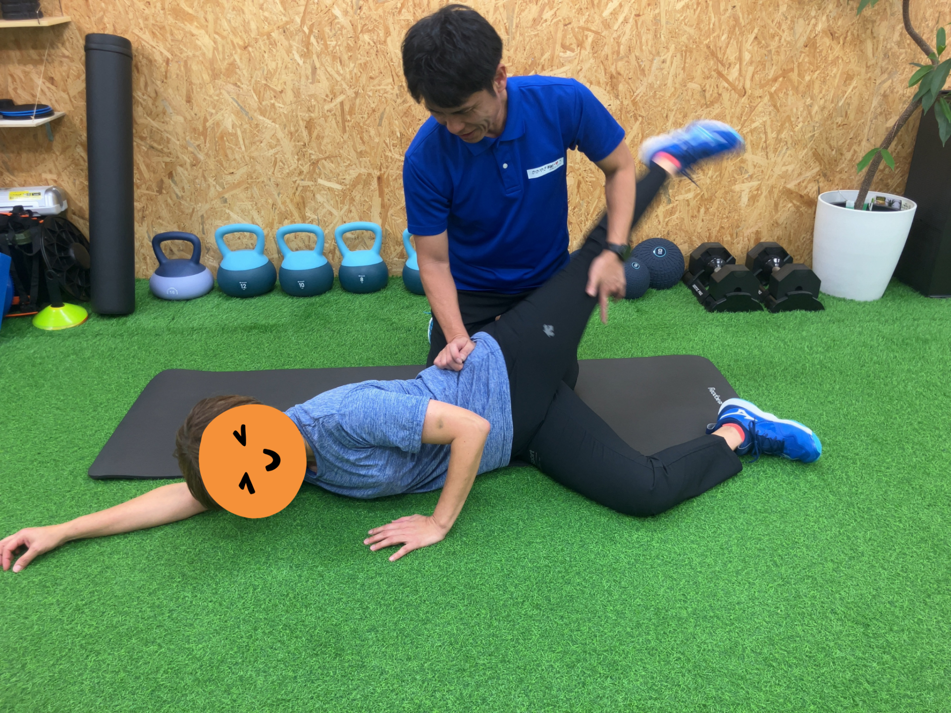 膝痛・ダイエット特化プログラム（3ヶ月）のトレーニング風景（かがやきフィット）